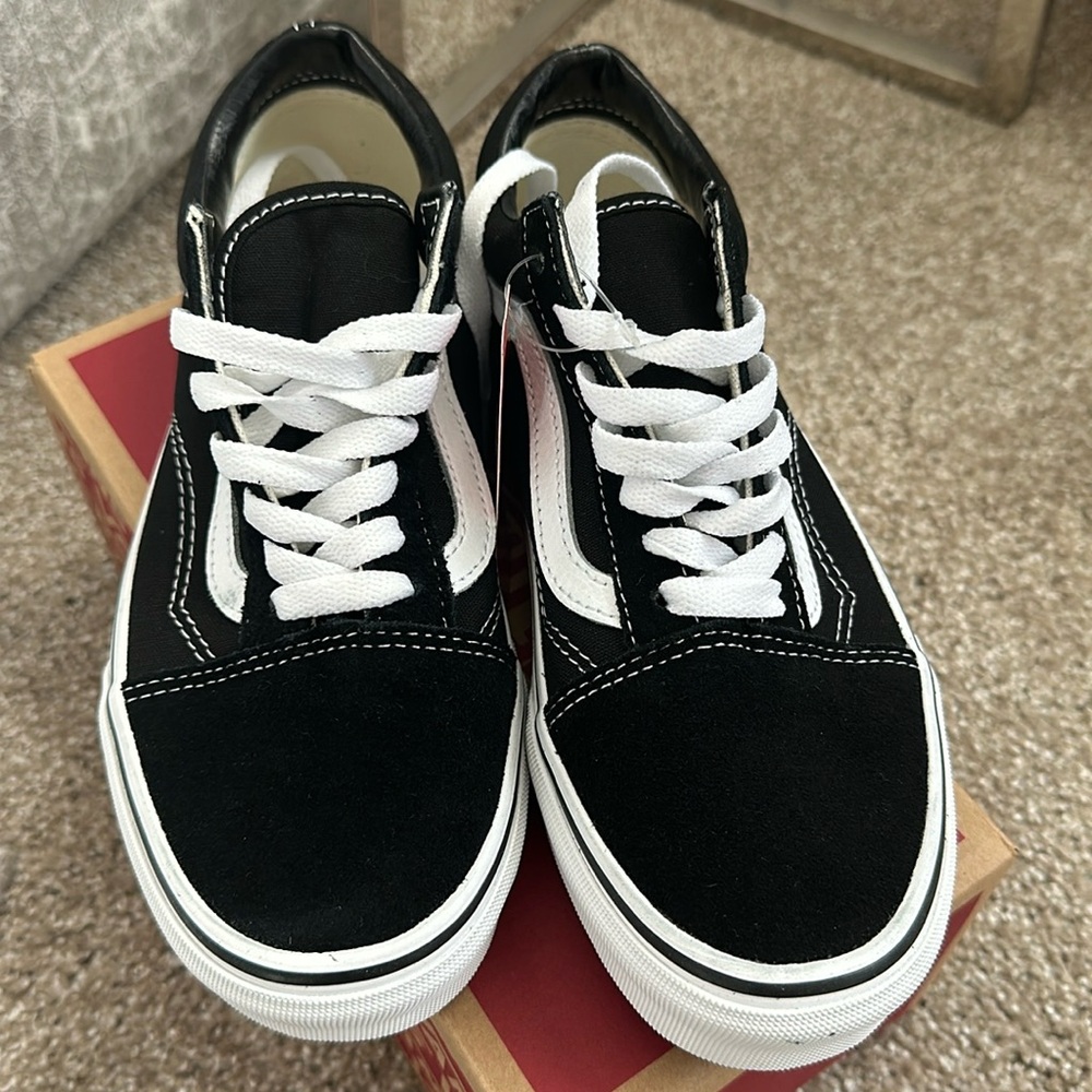 Vans black old skool sneakers - NWT